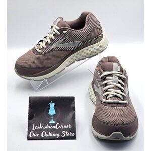 Brooks Women's Gray Suede Addiction Walker Suede Walking Shoes Size 7.5 2490